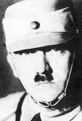 Гитлер в форме СА в 1929 году